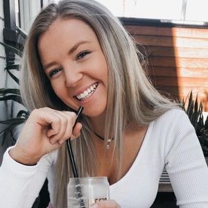 Meet your Posher, Carson